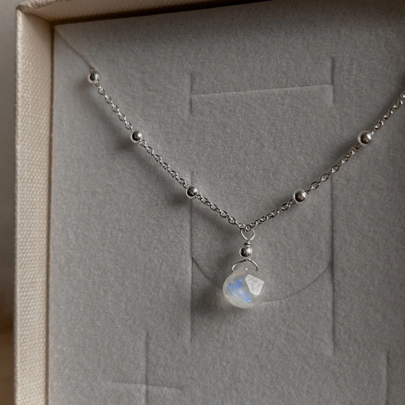 collana goccia - Pietra di Luna